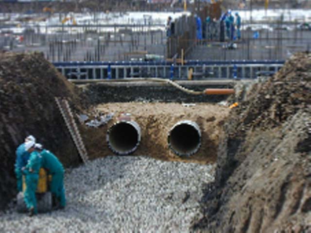 installation of Hobas pipes for the main sewer in Brno