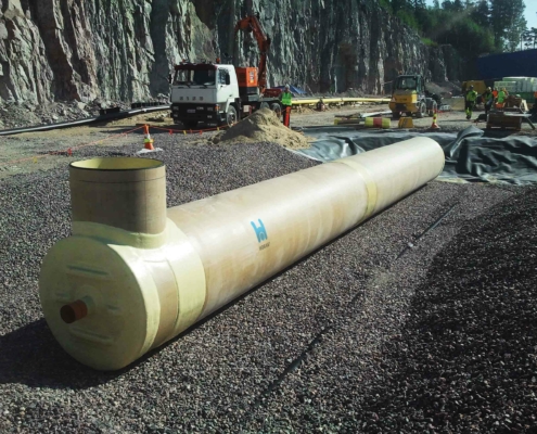 HOBAS Emergency oil leak tank DN 1200 installed in open trench in Vantaa, FI
