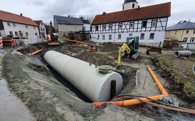 Löschwasserbehälter von Amiblu in Baugrube, Dittersdorf (Deutschland)