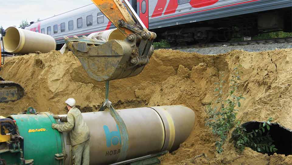 Hobas jacking pipes under railway in Tobolsk, Russia